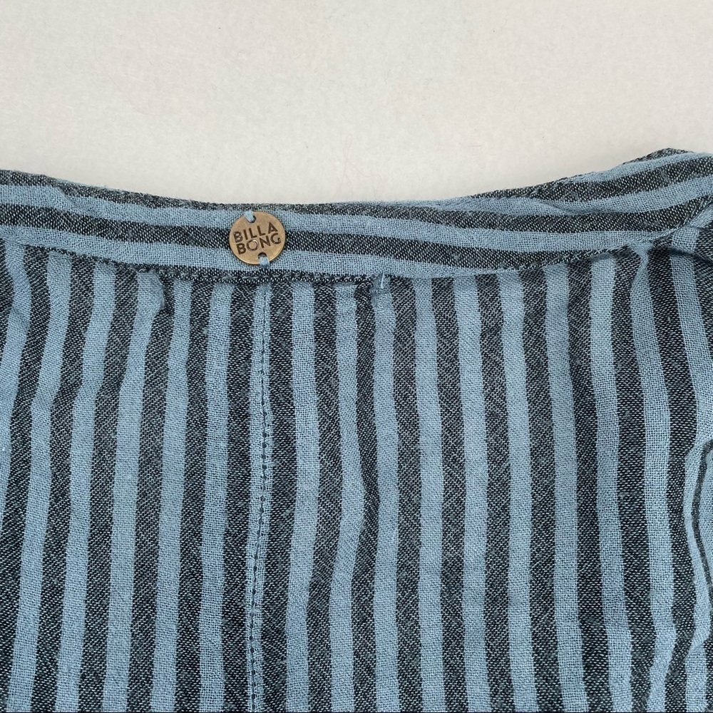 BILLABONG Women’s Blue Striped Long Sleeved Blouse Lace Up size: Medium - Picture 7 of 9